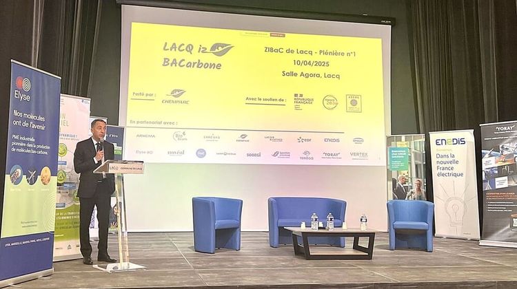 Le préfet des Pyrénées-Atlantiques, Jean-Marie Girier, lors du lancement du programme Lacq iz BACarbone, dans le cadre de l'appel à projet ZIBAC, à Lacq.