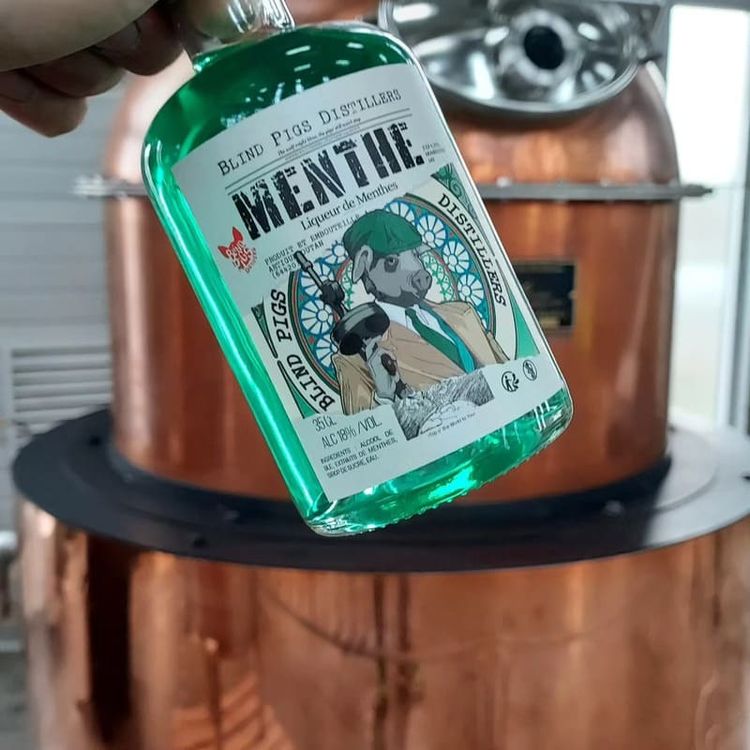 La liqueur de menthe, l'un des produits de Blind Pigs Distillers.