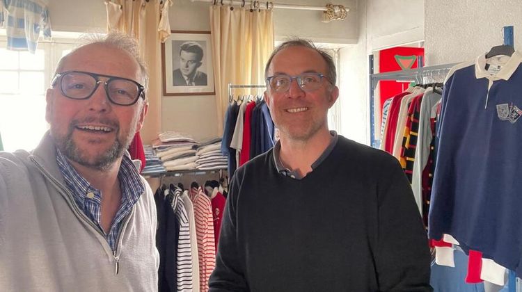 Bertrand et Edouard Lepère, les actuels gérants de l'entreprise familiale Lepère Oursport, à Nay.