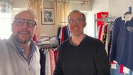 Bertrand et Edouard Lepère, les actuels gérants de l'entreprise familiale Lepère Oursport, à Nay.