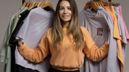 Léa Moreira, la fondatrice de la marque de mode éthique Waïloa, dans les Hautes-Pyrénées.