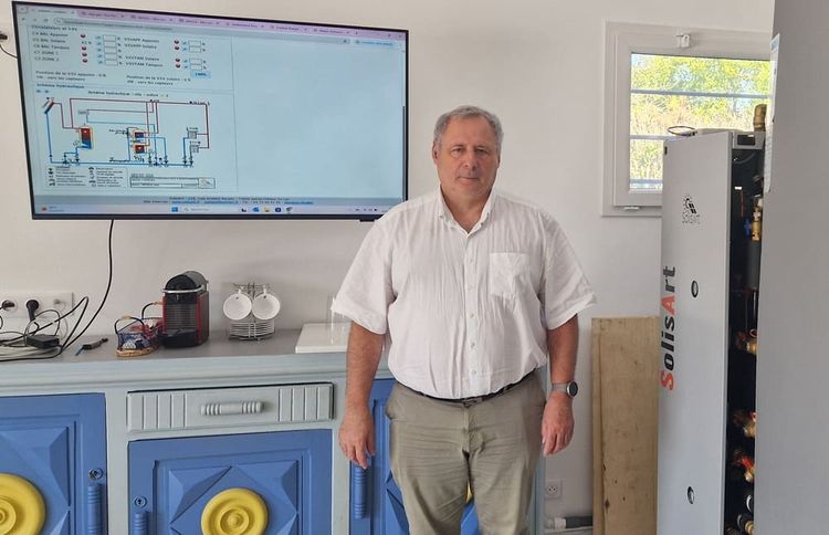 Gaël Parrens, le fondateur de la société Aqua-sun, installée en Béarn