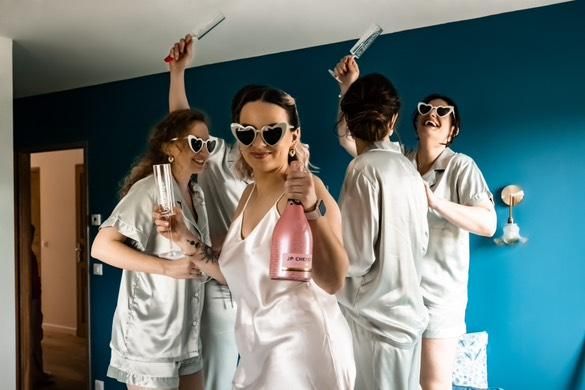 L'agence Instant'Ti organise différents événements, pour les particuliers et les professionnels.