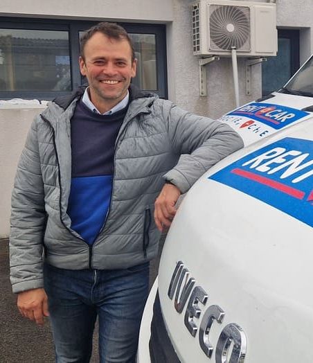Anthony Arnoult, gérant de la franchise Rent a Car Sud-Ouest.