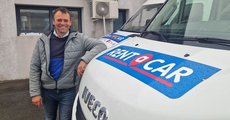 Anthony Arnoult, gérant de la franchise Rent a Car Sud-Ouest.