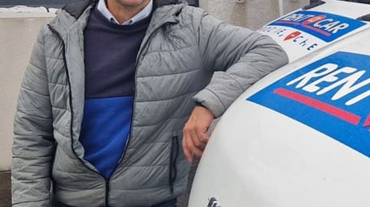 Anthony Arnoult, gérant de la franchise Rent a Car Sud-Ouest.