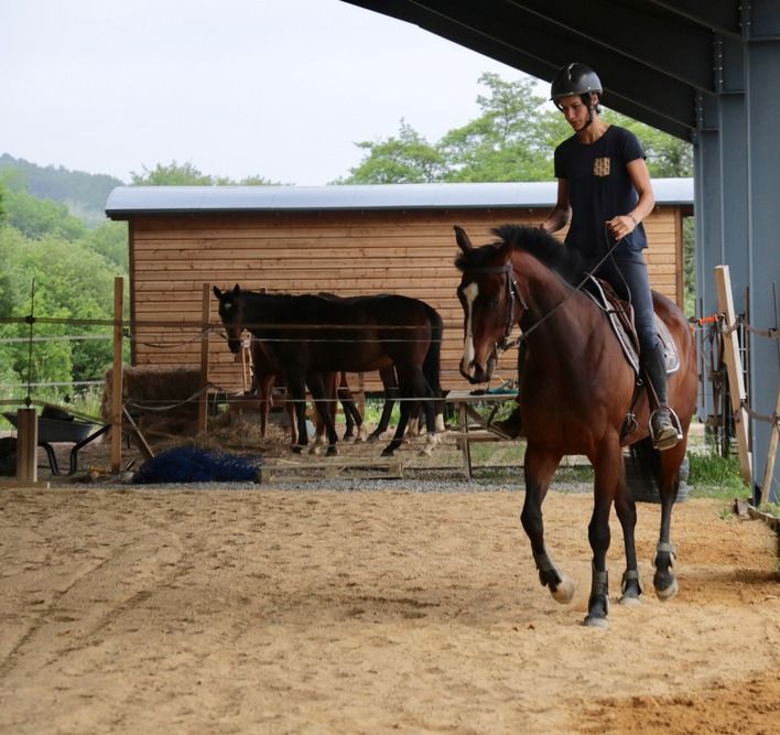 Juliette Dissait à Labeyrie, la fondatrice de l’Écurie « Bonjour Bonsoir ».
