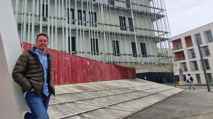 Fabien Cotteaux, le fondateur et directeur de l'entreprise Eove, à Pau.