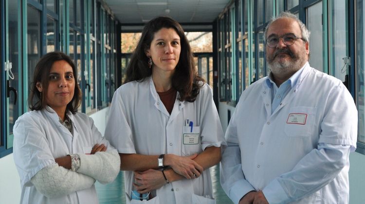 Le Dr Amandine Grelier, entourée d'une partie de l'équipe de l'unité Handiconsult 64, au centre hospitalier de Pau.