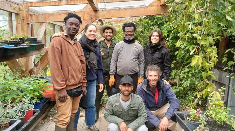 Pierre-Emmanuel Gabe, le fondateur et président de la ferme urbaine Les Fioretti, à Pau, qui cultive l'inclusion et la permaculture.