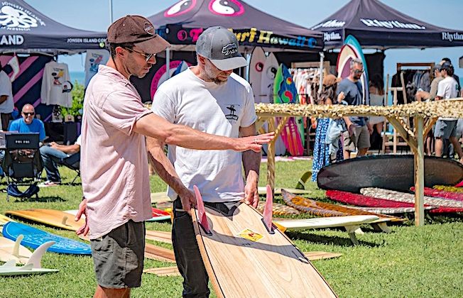 SURF CULTURE - The Hotdogger festival at the Phare de Biarritz
