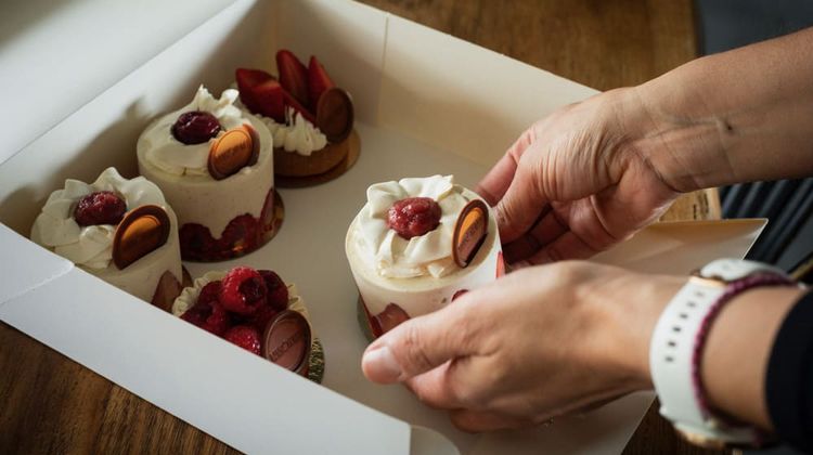 Maison M propose des pâtisseries sans gluten et sans lactose.