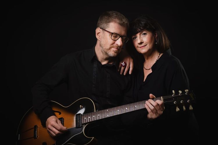 Gladys amoros et Michel Foizon participeront au 56e Chicago Blues Festival, dans le cadre de la saison culturelle Jazz à Pau. Crédit photo : Oscar Magalhaes.
