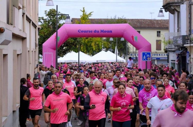 Les Foulées du Mount, une course pour Octobre Rose à Mont-de-Marsan.