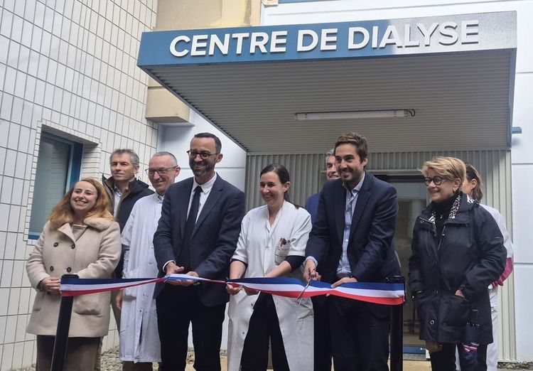 L'inauguration du centre de dialyse du centre hospitalier de Pau.